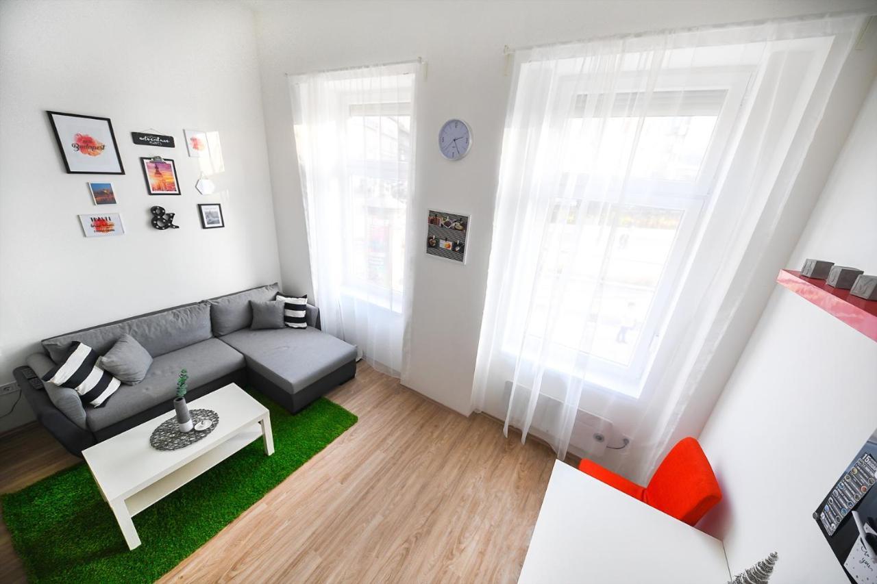בודפשט Penelope City Center Boutique Apartment מראה חיצוני תמונה